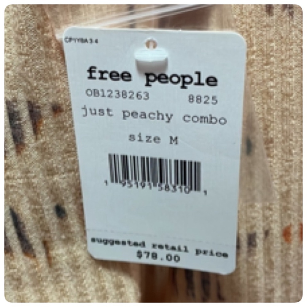 Free People LAYER ME HENLEY TOP NWT - Picture 15 of 16